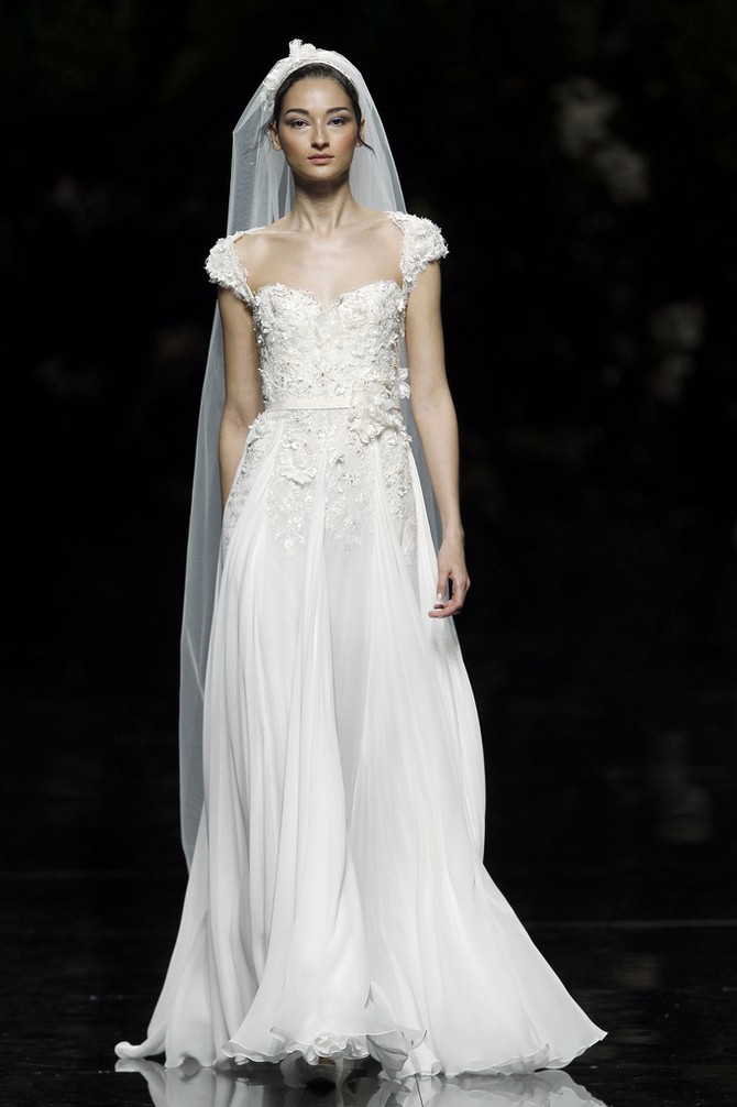 Elie Saab for Pronovias Wedding Dress Galant