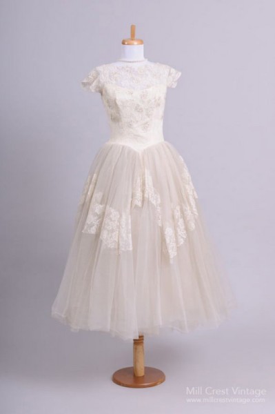 Utterly Gorgeous Vintage Wedding Dresses from Mill Crest Vintage - Chic ...