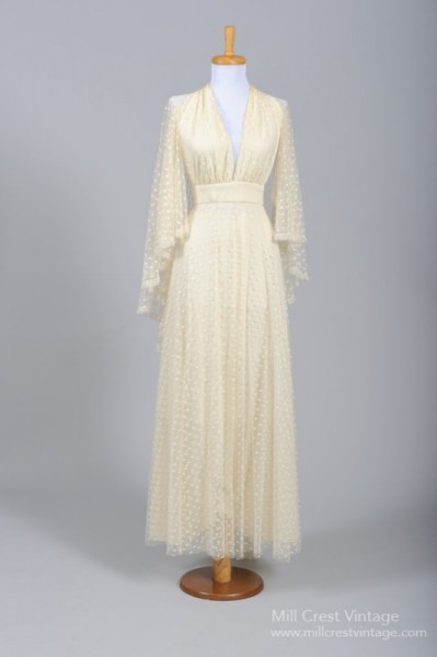 Utterly Gorgeous Vintage Wedding Dresses from Mill Crest Vintage - Chic ...