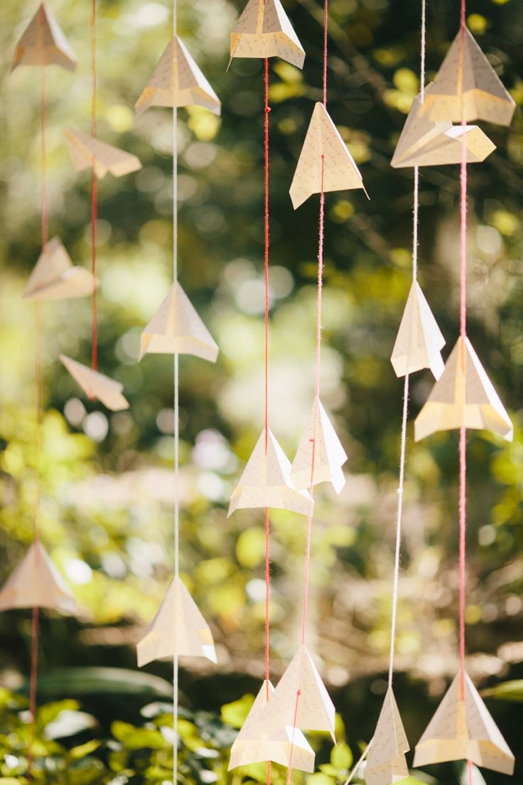 Aisle Style - Backdrops - Hanging love notes