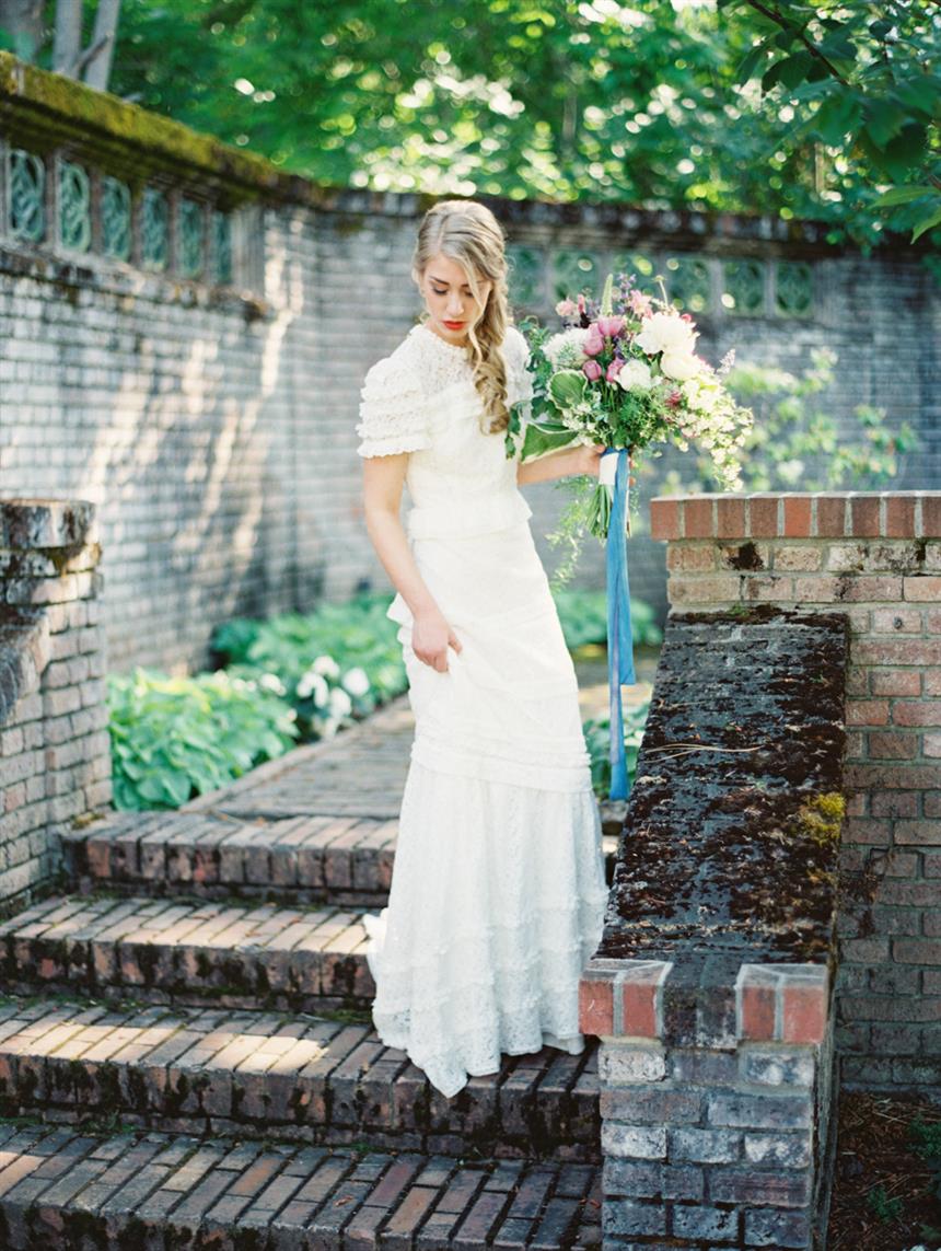 "The Secret Garden" A Romantic Garden Wedding Inspiration Shoot