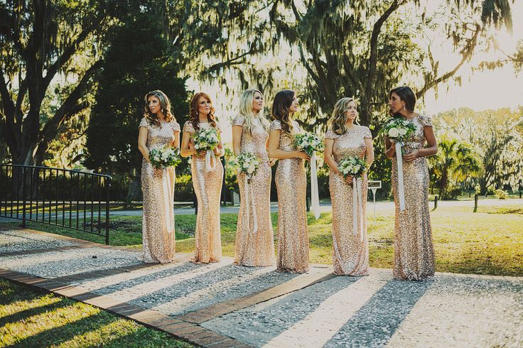 5 Colours Perfect for Autumn Bridesmaids - Glamorous Gold