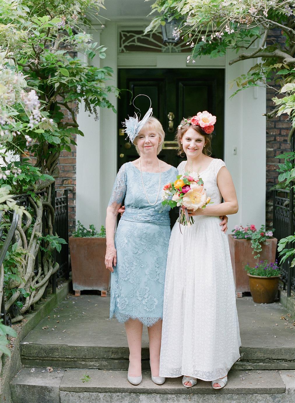 Bride & Mum - A 1940s Wedding Dress for a Sweet Early Summer Wedding from Taylor & Porter Photography