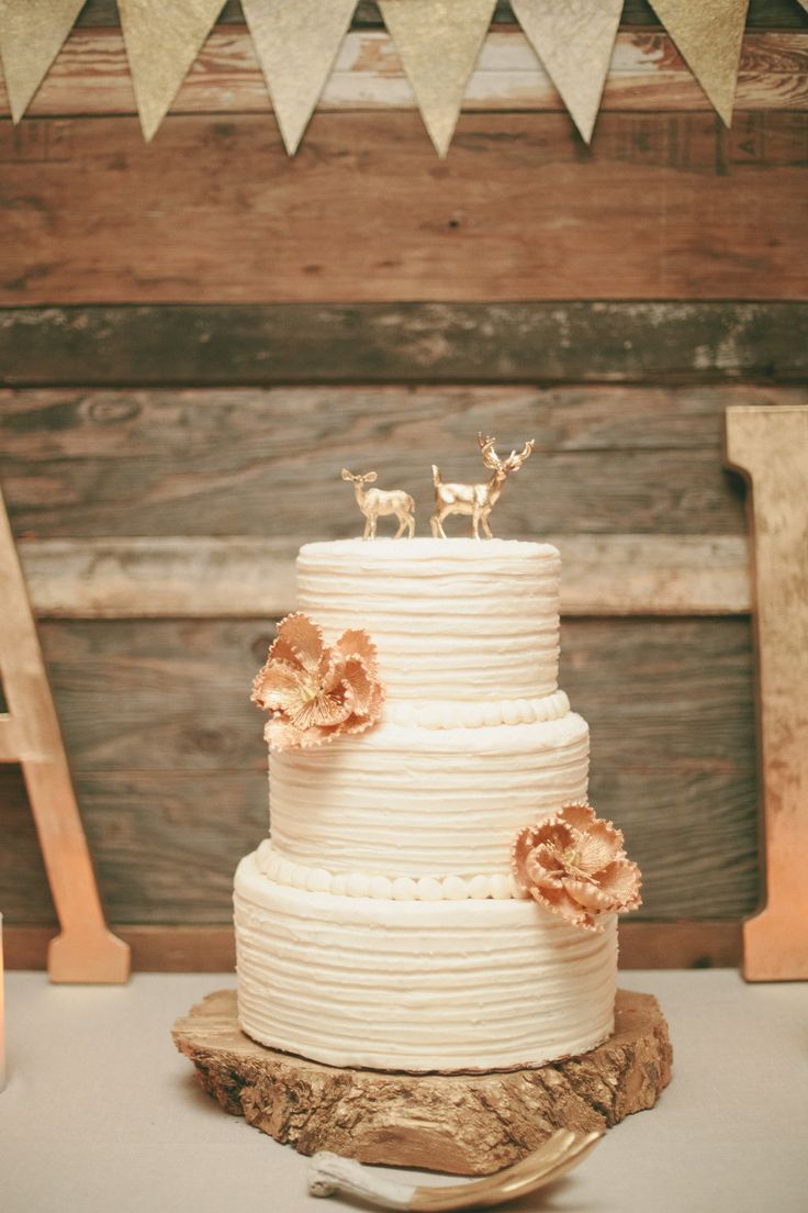 Gold Deer Topped Wedding Cake - Winter Wedding Cake Ideas