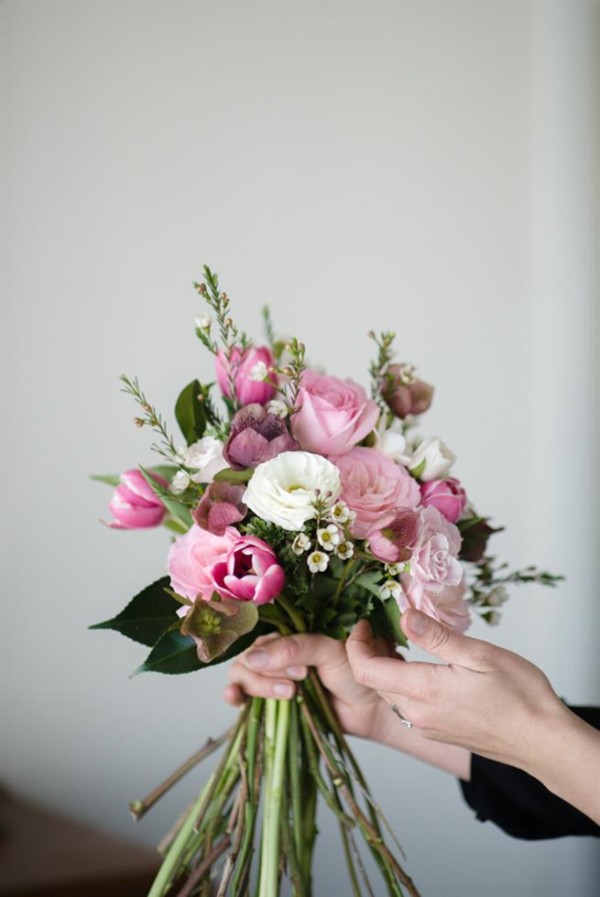 Bridal Bouquet Recipe ~ A 'Just-Picked' Posy of Pinks : Chic Vintage Brides