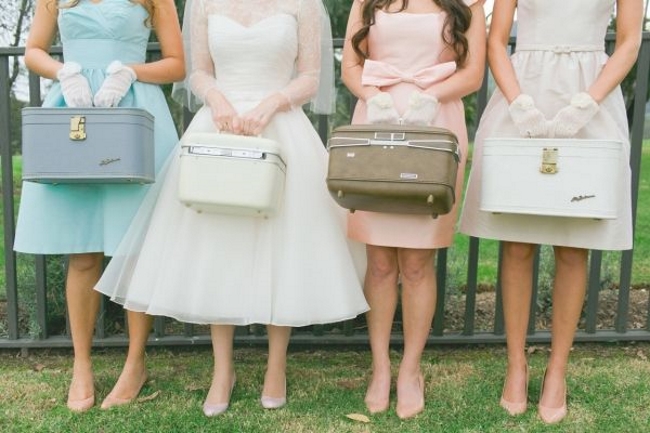 10 Beautiful & Creative Alternatives To Traditional Bridesmaid Bouquets - Vanity Cases