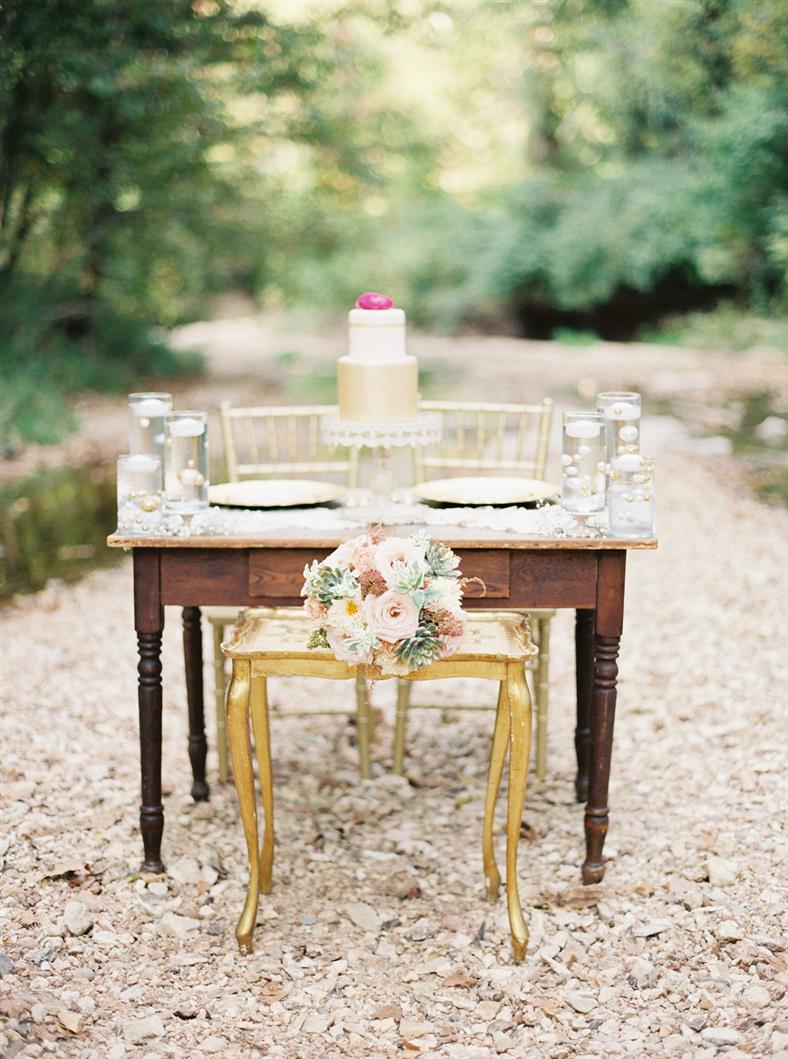 Sweetheart Table - A Stylish Modern-Vintage Blush & Gold Wedding Inspiration Shoot