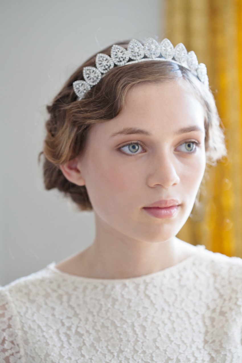 5 Perfect Hair Accessories for a Vintage Bride - Crown by Agnes Hart