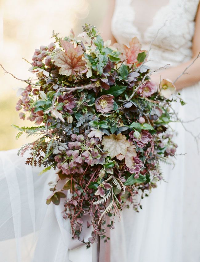 Autumn Leaf Shower Bouquet – 20 Beautiful Art Deco Bridal Bouquets