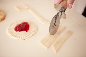 DIY Strawberry Pie Pops for Valentines
