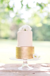Spring Wedding Cake - Romantic Spring Wedding Inspiration in Pretty Pastels and Rose Gold