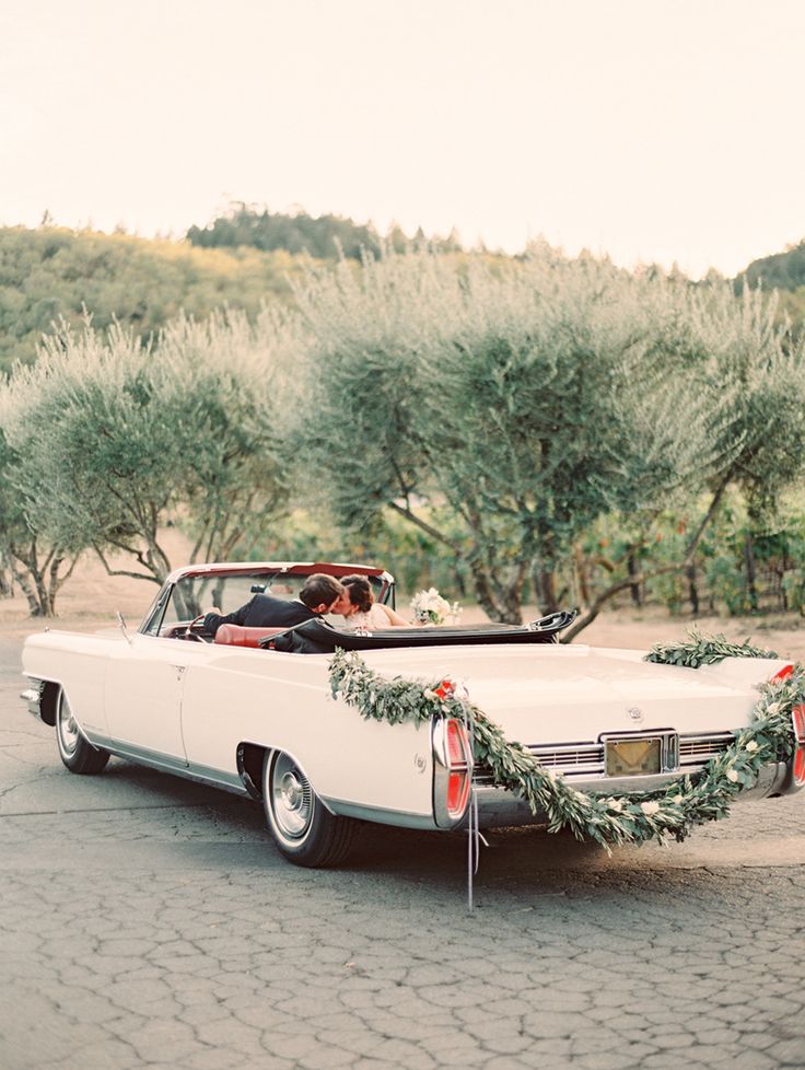 Getaway Car - 20 Must Haves & Finishing Touches for a Fabulous 1950s Wedding