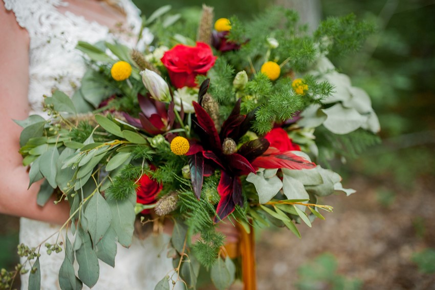 Red Bridal Bouquet - Boho Vintage Wedding Inspiration in Red, Green & Gold