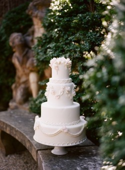 Delicious vintage wedding cake Photography by Archetype Studios Inc