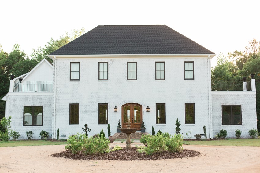 French Inspired Wedding Venue // Photography by Live View Studios http://www.liveviewstudios.com