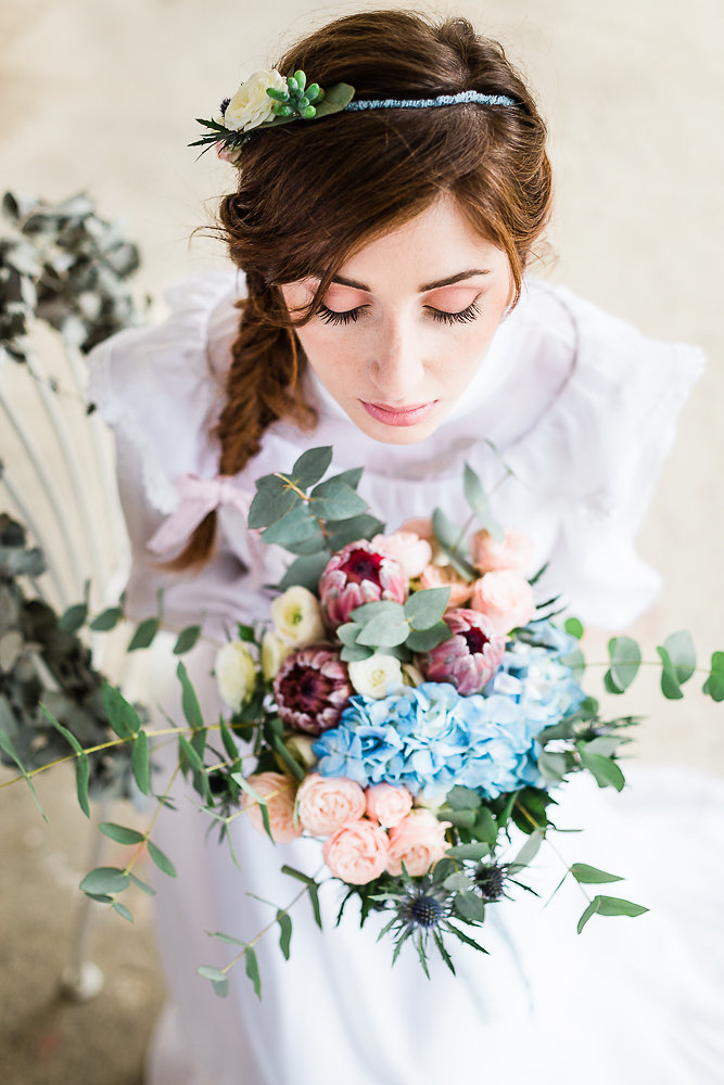 Vintage Boho Bridal Bouquet // Photography ~ Lisa Digliglio