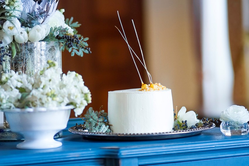 Single Tier White Wedding Cake // Photography ~ Twin Lens Weddings