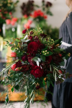 A Stunning Red Bridal Bouquet Recipe