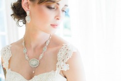 Vintage Inspired Bridal Necklace from Edera Jewlery