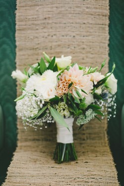 Bridal Bouquet // Photography Onelove Photography
