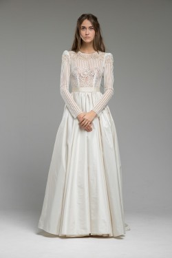 Long Sleeved Wedding Dress 'Magnolia' from Katya Katya Shehurina