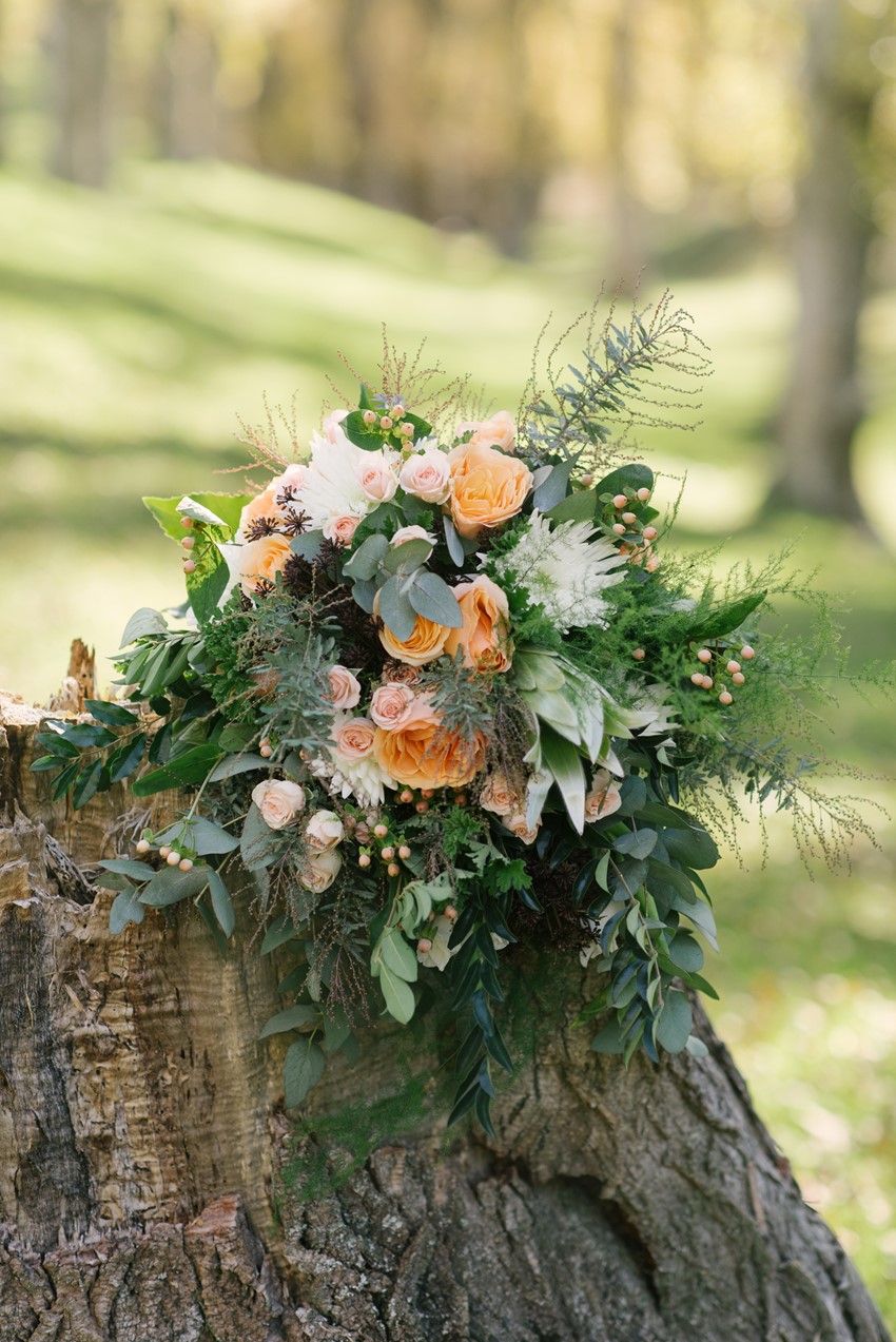 A Summer Bridal Bouquet of Soft Peach Blooms