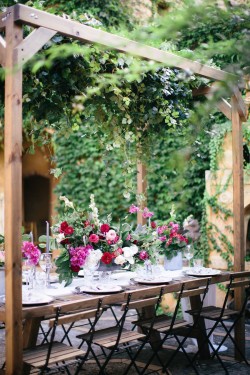 Intimate Outdoor Wedding Reception // Photography ~ White Images