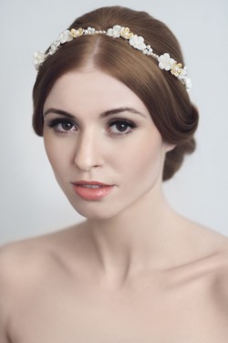 Daisy Bridal Headdress from Yelena Smirnova
