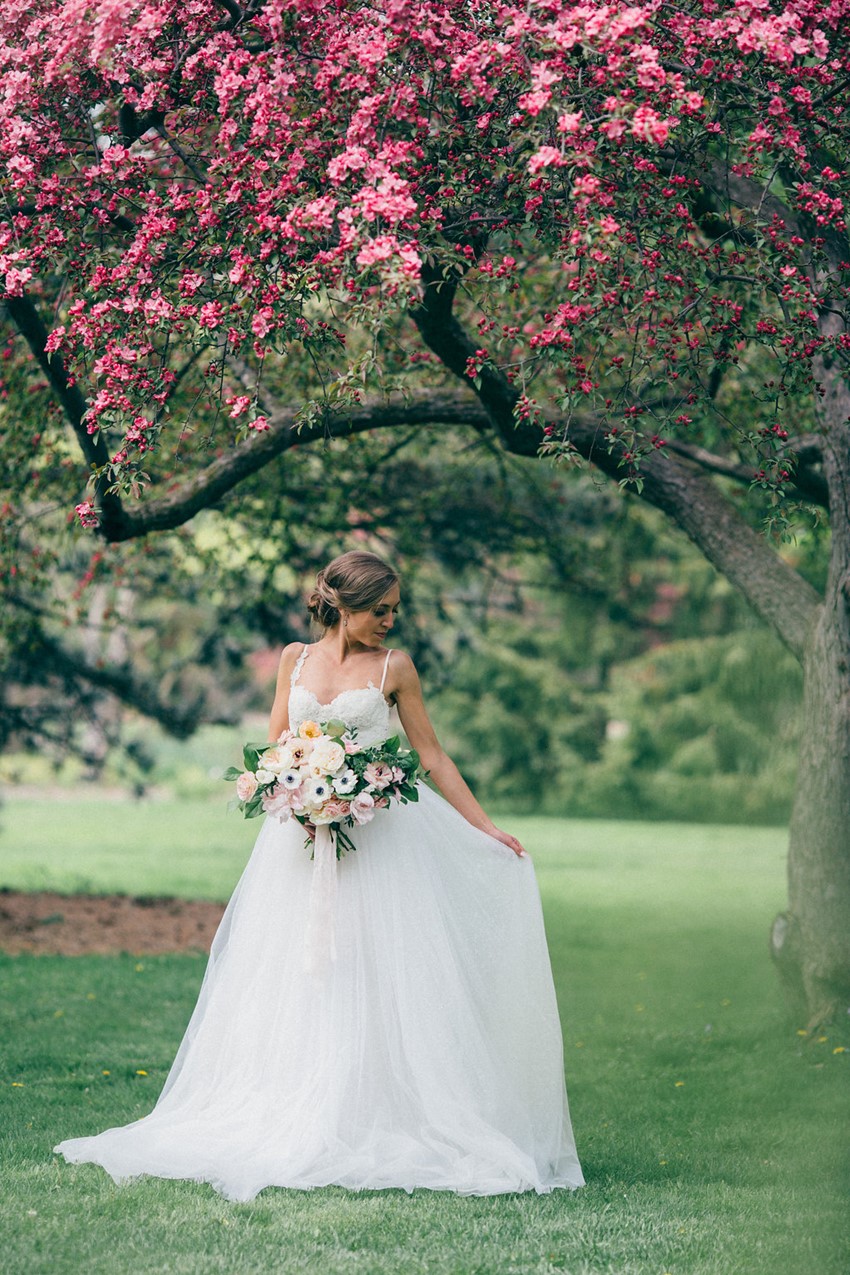 Romantic Spring Bridal Look // Photography ~ Jessica Little Photography