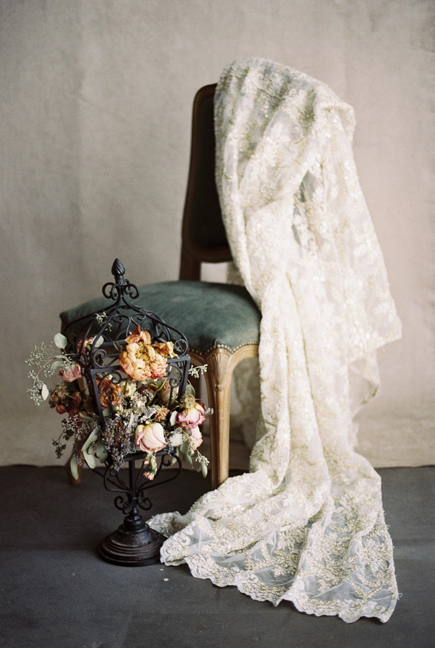 Romantic Vintage Wedding Decor // Photography ~ Lara Lam