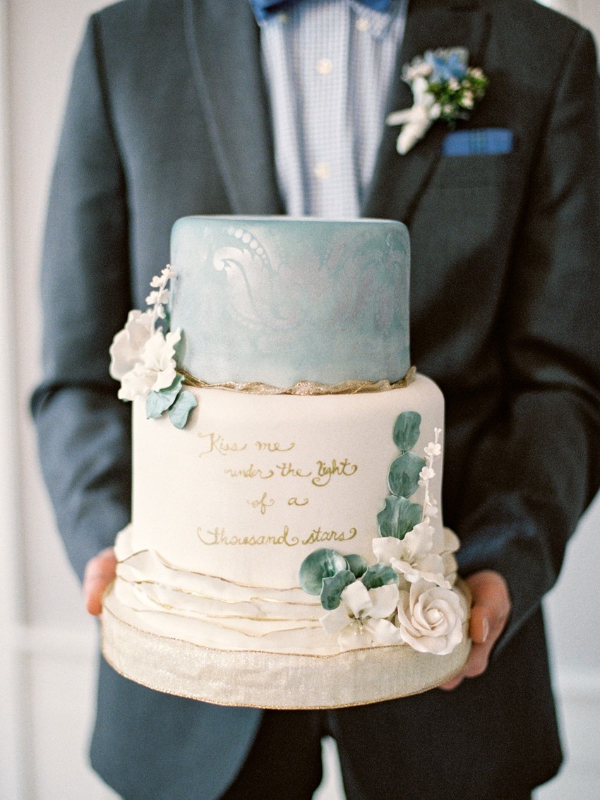 Heaven;y Blue & Gold Painted Wedding Cake // Photography ~ Live View Studios