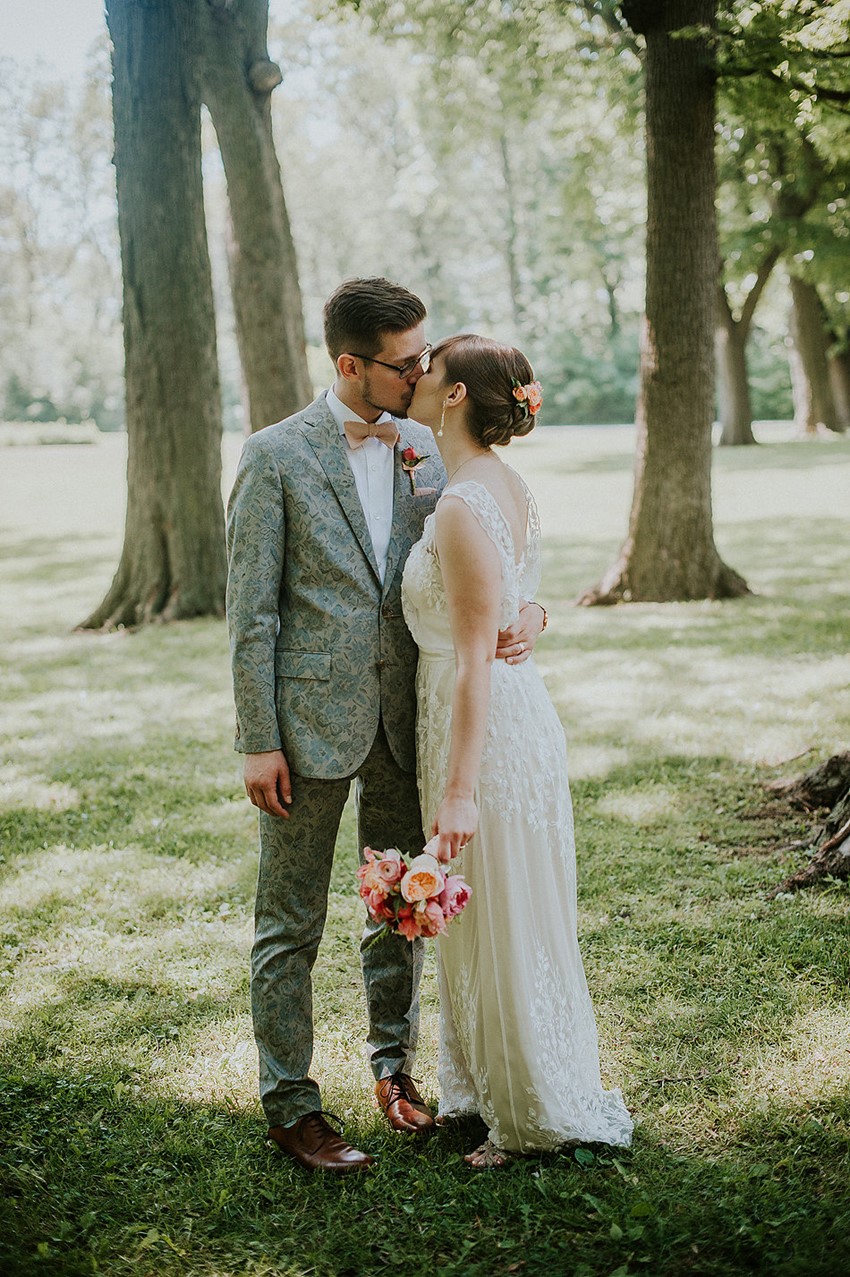 Vintage Inspired Bride & Groom // Photography ~ Anna Page Photography