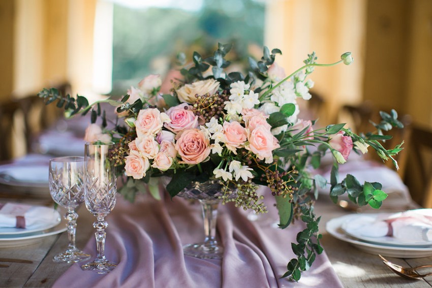 Romantic Floral Wedding Centrepiece // Photography ~ White Images