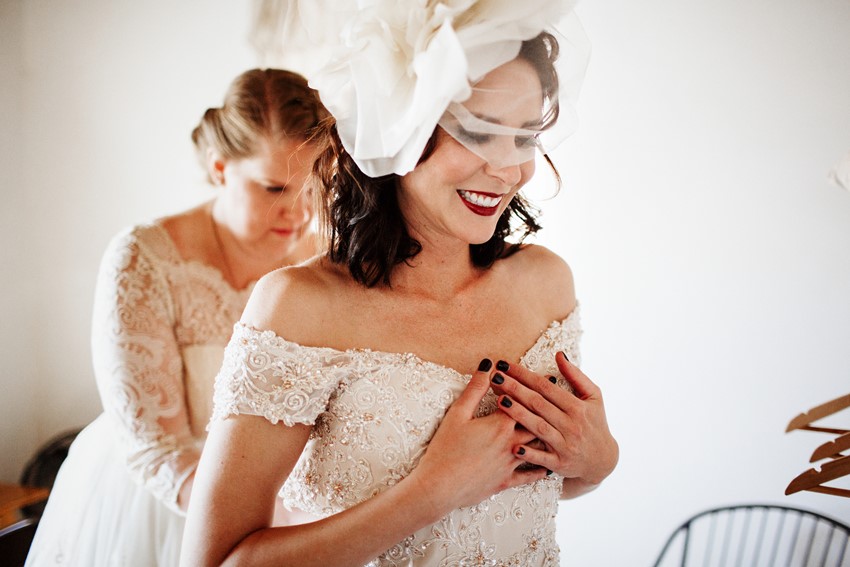 Bride Getting Ready Photos // Photography ~ Elizabeth Wells Photography