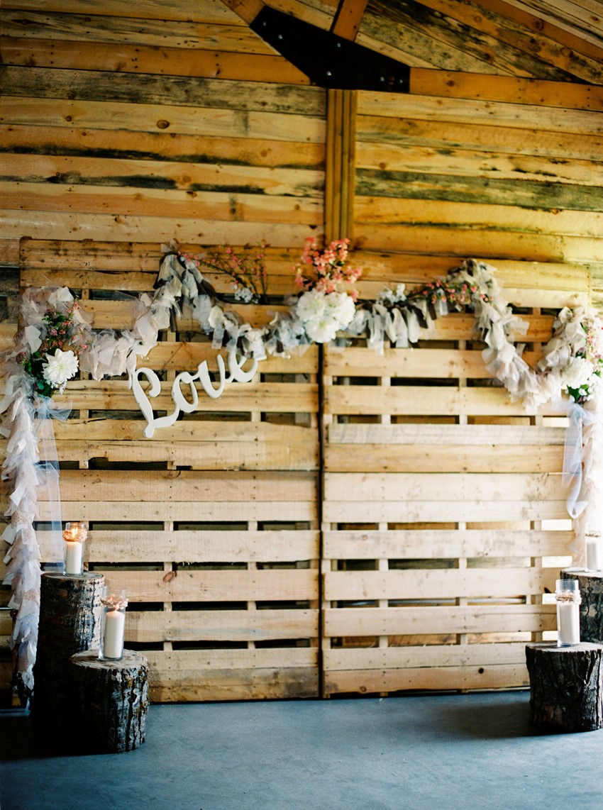 Barn Wedding Reception Decor