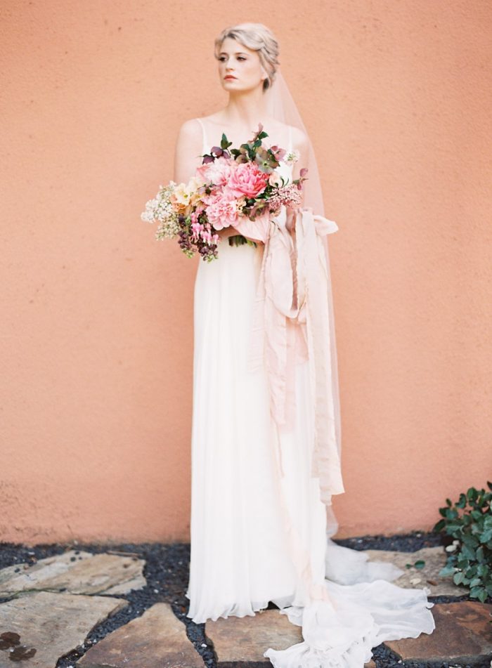 Breathtakingly Romantic Terracotta Wedding Inspiration - Chic Vintage ...