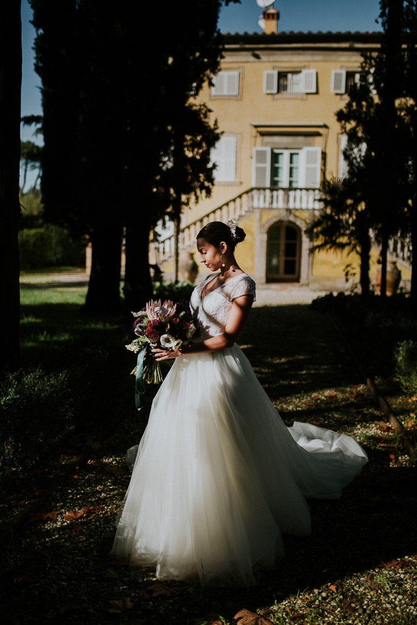 Classic Bridal Look - Tuscan Wedding Inspiration