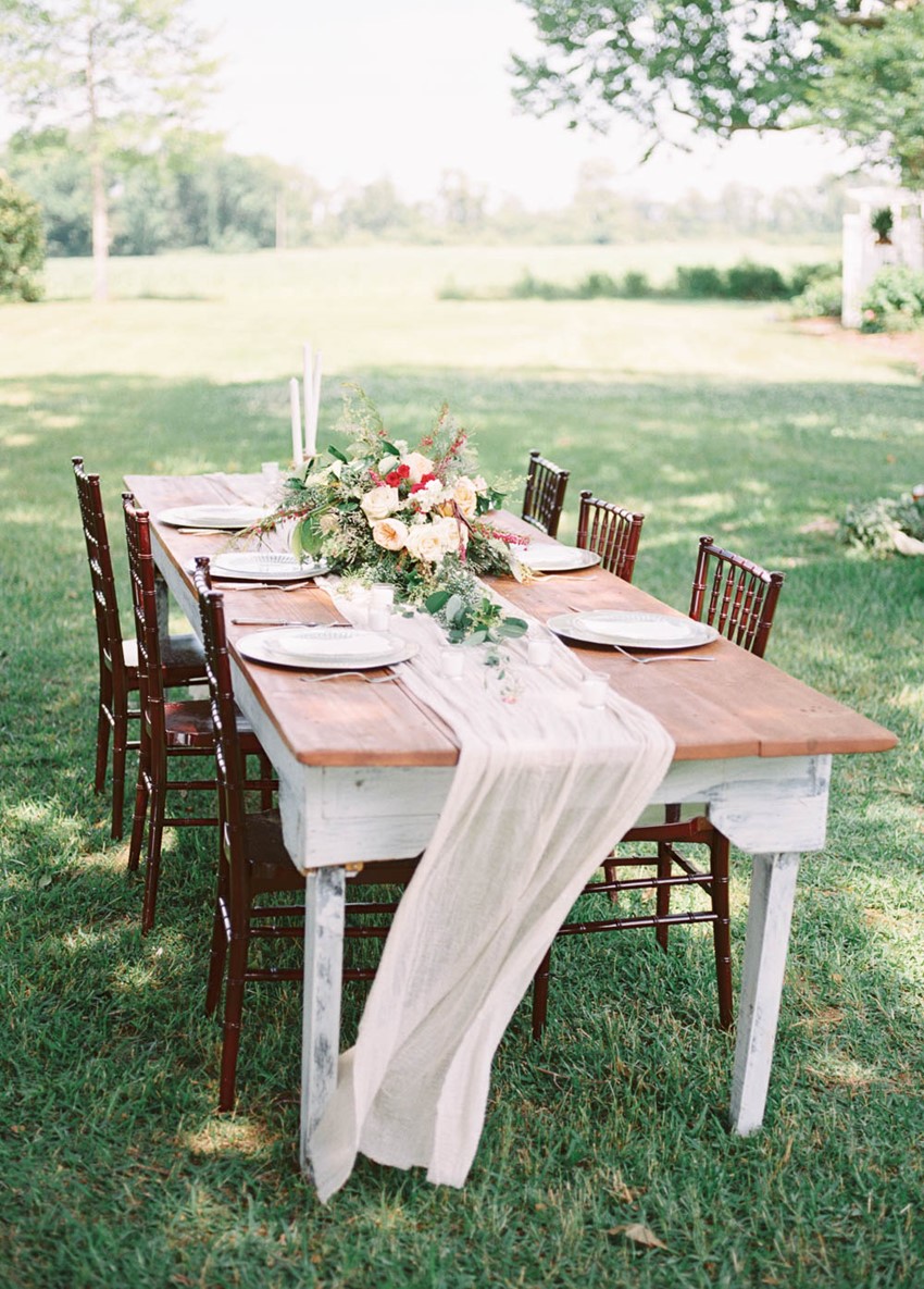 Romantic Outdoor Wedding Table