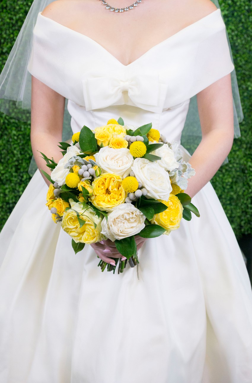 Yellow and white bridal bouquet