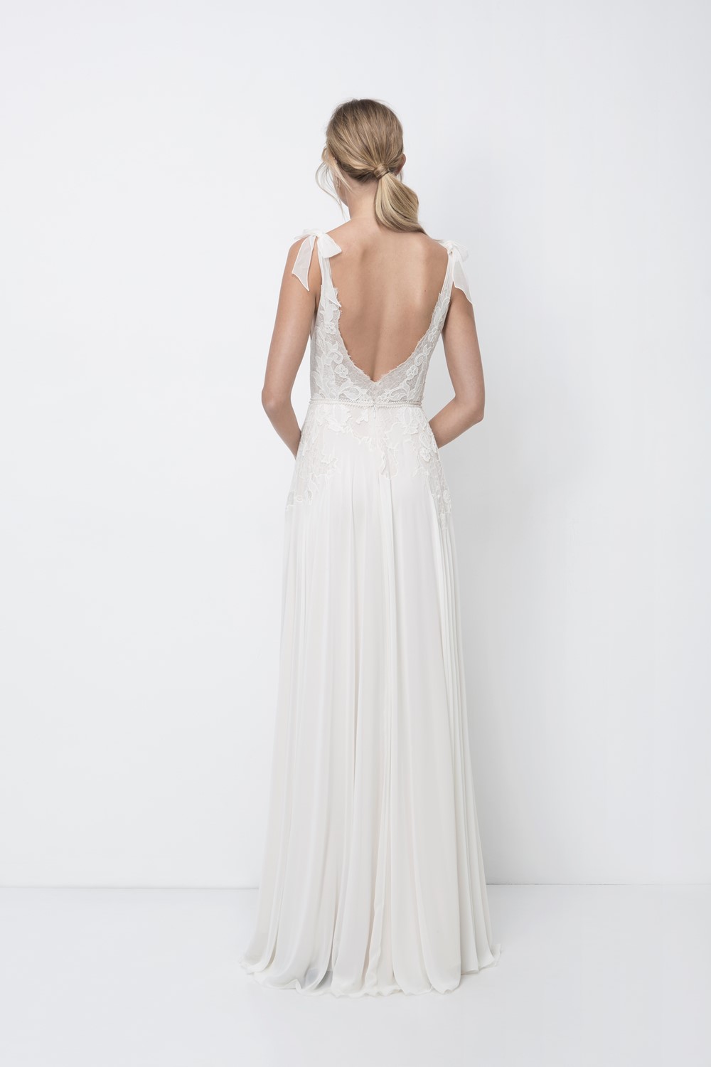 Camilla Wedding Dress from Lihi Hod's 2018 Bridal Collection