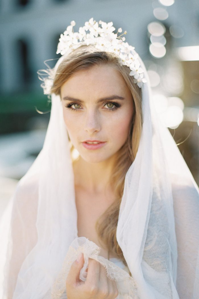 Bridal Veils & Headpieces Trends: Veils, Tiaras, Crowns