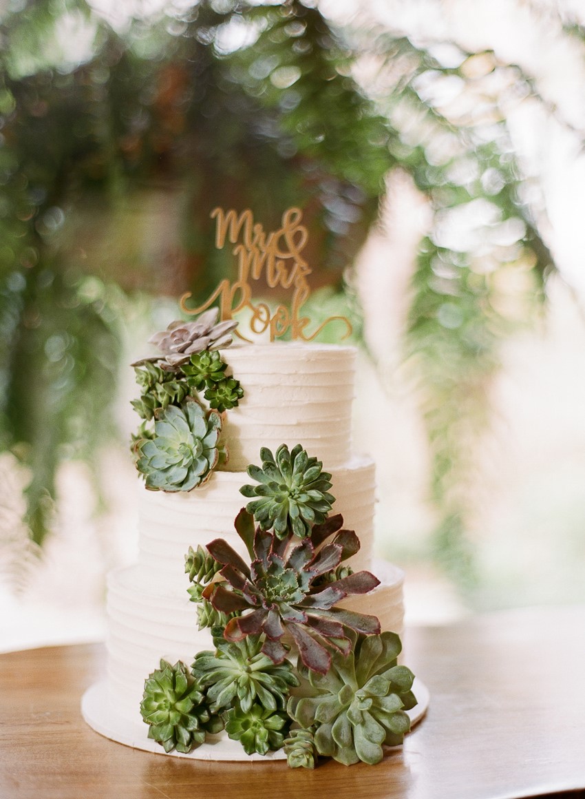 Succulent Wedding Cake Decor