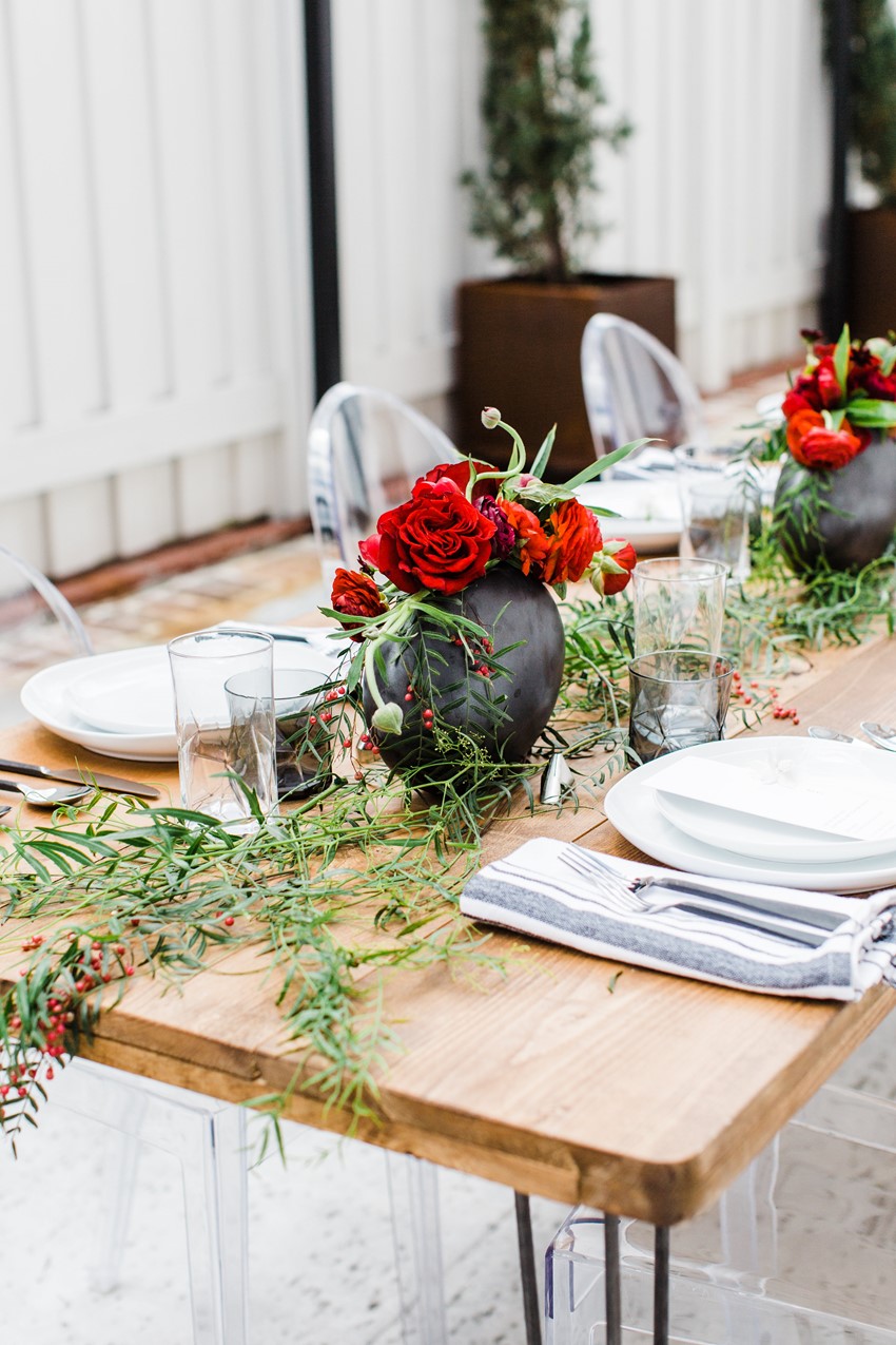 Red & Black Valentines Day Wedding Tablescape