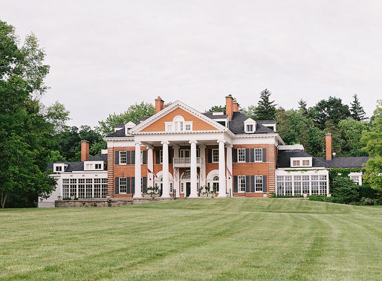 Romantic Spring Wedding Inspiration at Langdon Hall - Chic Vintage ...