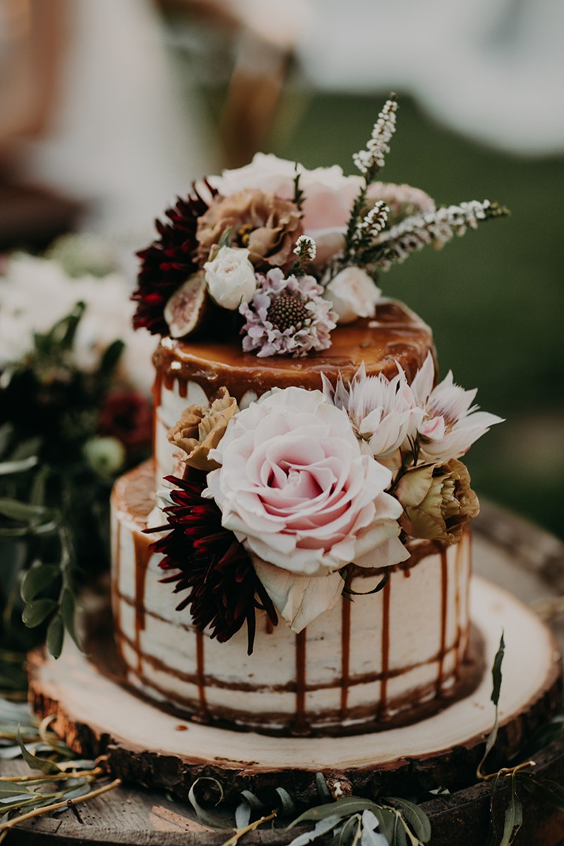 Canada Fall Greenhouse Wedding Drizzle Wedding Cake