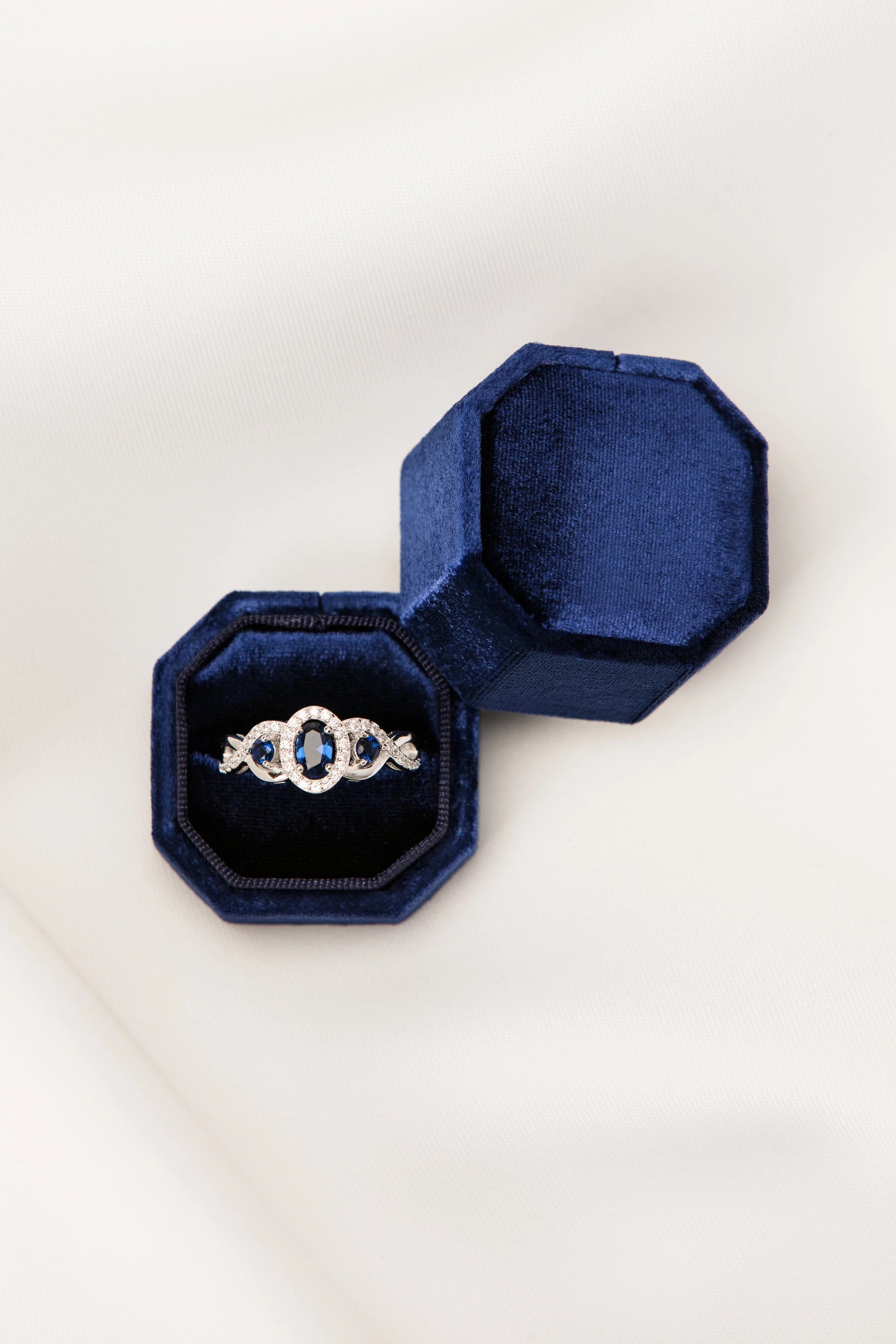 Blue velvet online ring box