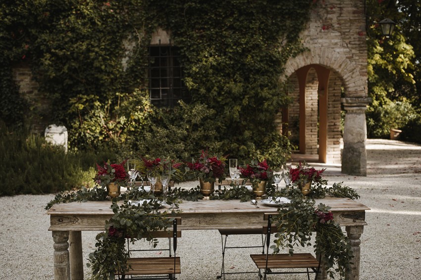 Red Floral Outdoor Wedding Table