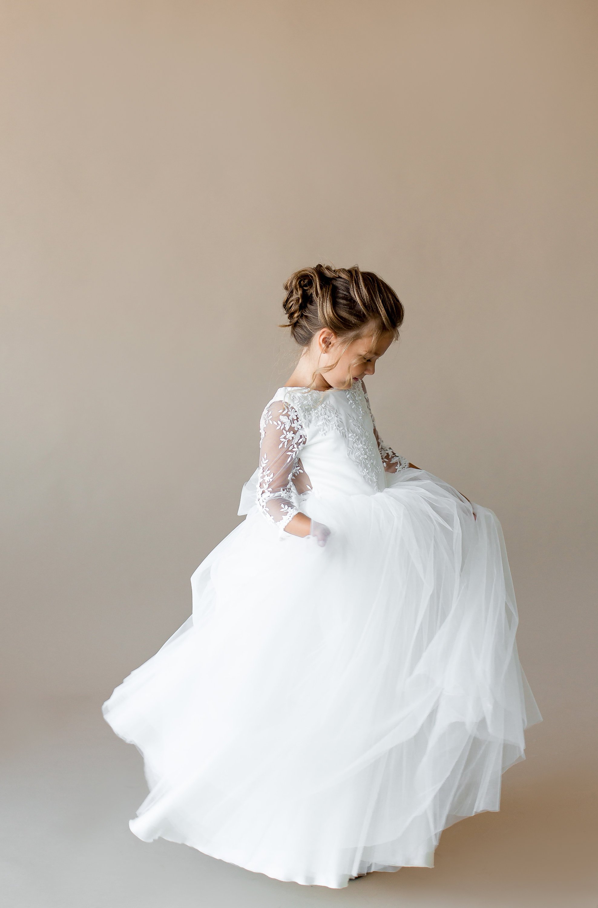 Floral Lace & Tulle Flower Girl Dress - Chic Vintage Brides : Chic Vintage  Brides