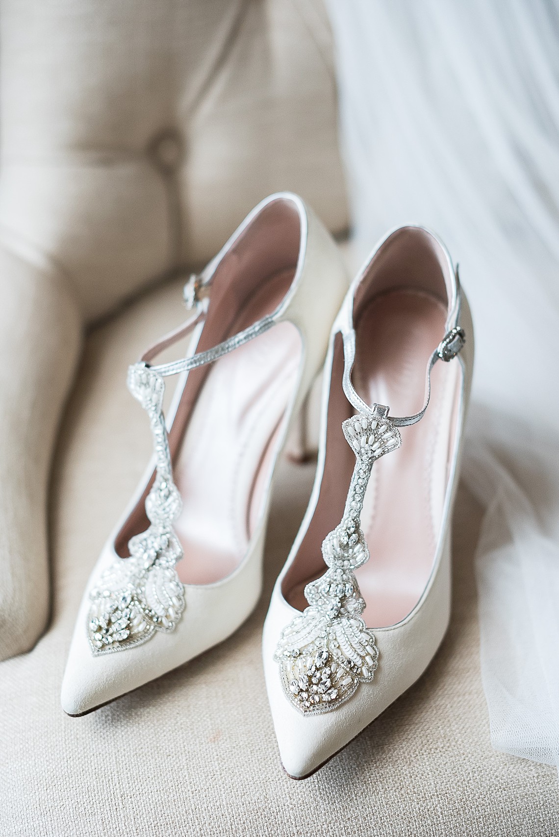 18 of the Most Beautiful Bridal Shoes EVER - Chic Vintage Brides : Chic ...