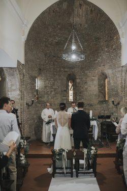 A Vintage Inspired Wedding at an Italian Winery - Chic Vintage Brides ...